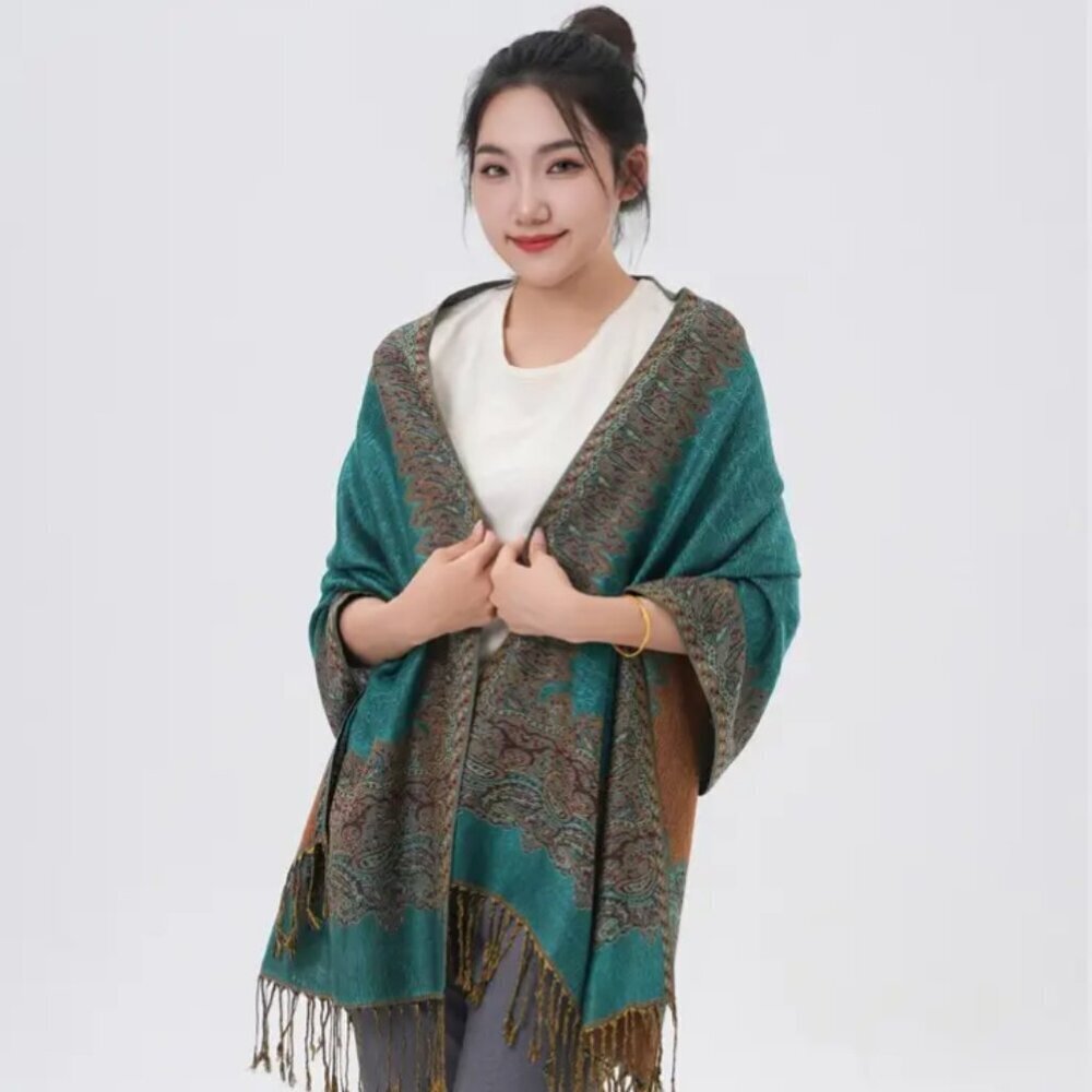 NWOT Thick Pashmina Scarf–Aquamarine, Elegant Border Pattern, Cozy Winter Wrap - Picture 3 of 4
